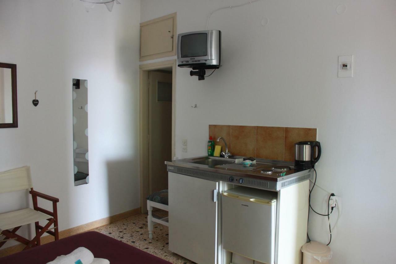 Aumkara Daire Skála Eresoú Dış mekan fotoğraf